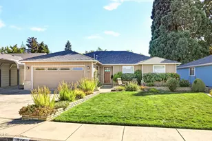 848 Forest Glen Dr, Central Point, OR 97502 - Photo 7