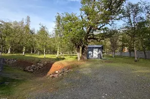 205 Witness Wy, Rogue River, OR 97537 - Photo 39