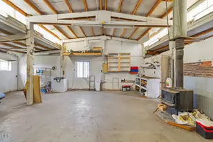 1140 Morningside Ln, Klamath Falls, OR 97603 - Photo 41