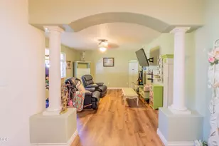 209 N W Stone Fly Ct, Grants Pass, OR 97526 - Photo 5