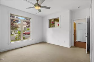 965 Camelot Dr, Ashland, OR 97520 - Photo 19