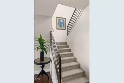 965 Camelot Drive, Ashland, OR 97520 - Photo 11