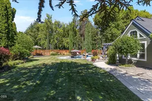 345 Meadow Lark Way, Central Point, OR 97502 - Photo 5