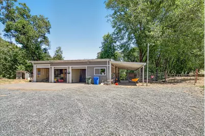 1943 Wards Creek Road, Rogue River, OR 97537 - Photo 31