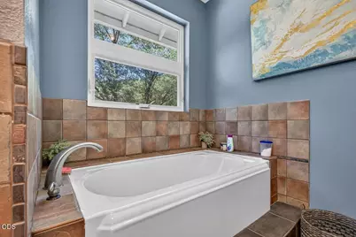 1943 Wards Creek Road, Rogue River, OR 97537 - Photo 19