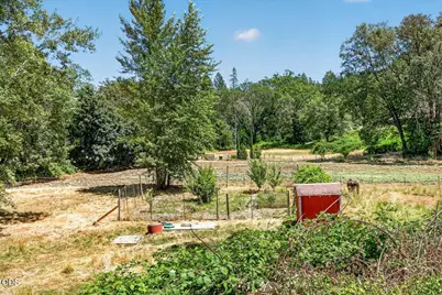 1943 Wards Creek Road, Rogue River, OR 97537 - Photo 29