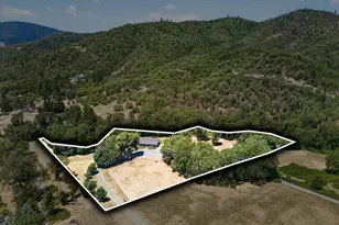 1943 Wards Creek Rd, Rogue River, OR 97537 - Photo 37