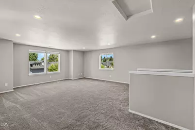 20345 SE Elaine Lane, Bend, OR 97702 - Photo 17