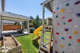 20345 SE Elaine Ln, Bend, OR 97702 - Photo 37