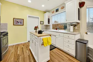 1550 Panoramic Loop, Grants Pass, OR 97527 - Photo 11
