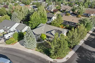 2142 NW Nickernut Ave, Redmond, OR 97756 - Photo 47