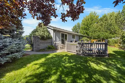 2142 NW Nickernut Avenue, Redmond, OR 97756 - Photo 31