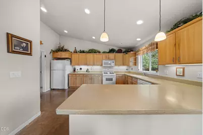 2142 NW Nickernut Avenue, Redmond, OR 97756 - Photo 11