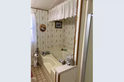 6233 Happy Hollow Lane, Bonanza, OR 97623 - Photo 23
