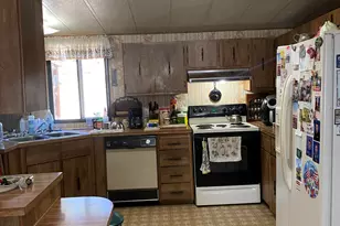 6233 Happy Hollow Ln, Bonanza, OR 97623 - Photo 11