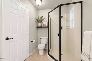 4935 Cherry Ln, Medford, OR 97504 - Photo 27