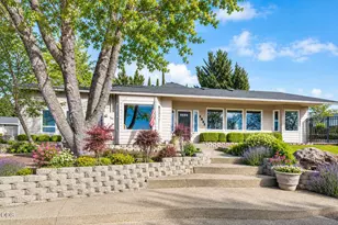 4935 Cherry Ln, Medford, OR 97504 - Photo 73