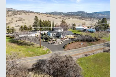 4935 Cherry Lane, Medford, OR 97504 - Photo 73