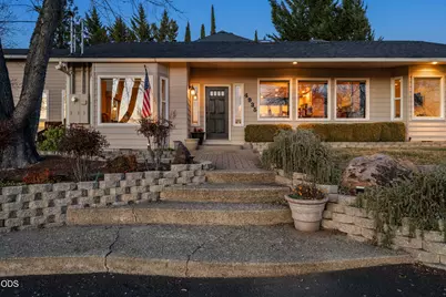 4935 Cherry Lane, Medford, OR 97504 - Photo 63