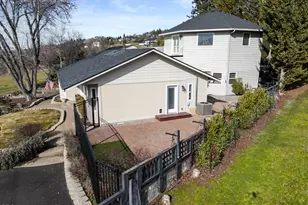 4935 Cherry Ln, Medford, OR 97504 - Photo 59