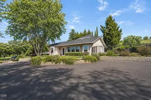 4935 Cherry Ln, Medford, OR 97504 - Photo 45