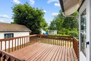 251 Kingwood Ave NW, Salem, OR 97304 - Photo 23