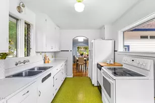 251 Kingwood Ave NW, Salem, OR 97304 - Photo 17