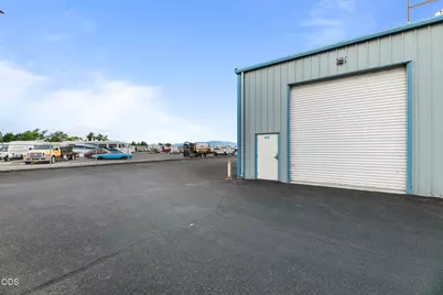 658 W Dutton Road, Eagle Point, OR 97524 - Photo 13