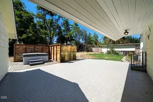736 NW 3rd St, Grants Pass, OR 97526 - Photo 31