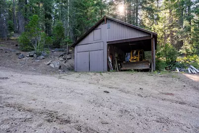 0 Hungry Ridge, Ashland, OR 97520 - Photo 17