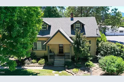 289 E Park Street, Grants Pass, OR 97527 - Photo 1