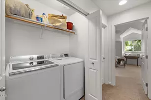 39 N Mountain Ave, Ashland, OR 97520 - Photo 25