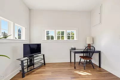 700 N 5th, Jacksonville, OR 97530 - Photo 19