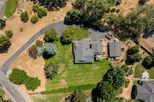 181 Jo Creek Pl, Merlin, OR 97532 - Photo 37