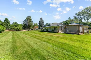 181 Jo Creek Pl, Merlin, OR 97532 - Photo 11