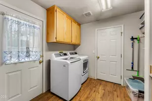 181 Jo Creek Pl, Merlin, OR 97532 - Photo 25