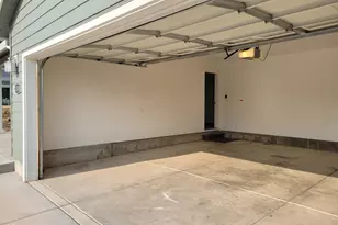 2470 Herrington Way, Medford, OR 97504 - Photo 35
