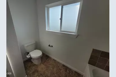 2470 Herrington Way, Medford, OR 97504 - Photo 31