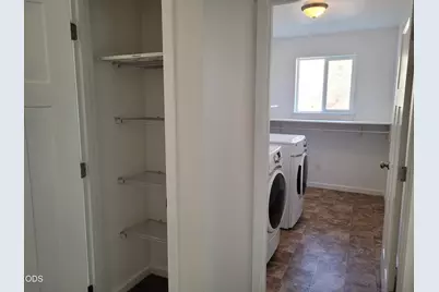 2470 Herrington Way, Medford, OR 97504 - Photo 23