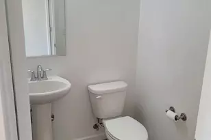 2470 Herrington Way, Medford, OR 97504 - Photo 11