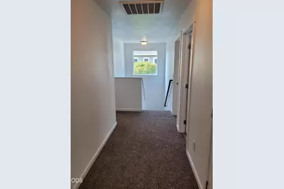 2470 Herrington Way, Medford, OR 97504 - Photo 17