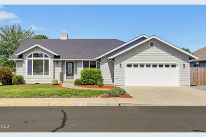 538 SW Leonard Street, Grants Pass, OR 97526 - Photo 1