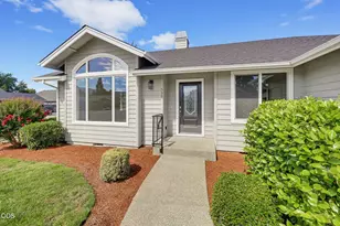 538 SW Leonard St, Grants Pass, OR 97526 - Photo 3