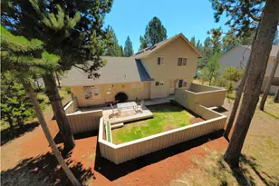 58103 Kinglet Rd, Sunriver, OR 97707 - Photo 9