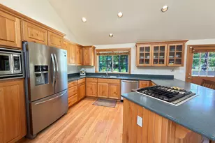 58103 Kinglet Rd, Sunriver, OR 97707 - Photo 5