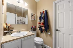11453 Hill Rd, Klamath Falls, OR 97603 - Photo 33
