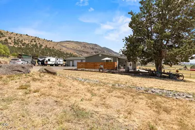 11453 Hill Road, Klamath Falls, OR 97603 - Photo 45