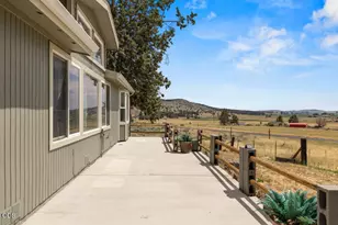 11453 Hill Rd, Klamath Falls, OR 97603 - Photo 51