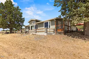 11453 Hill Rd, Klamath Falls, OR 97603 - Photo 55