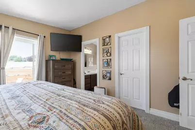 11453 Hill Road, Klamath Falls, OR 97603 - Photo 27